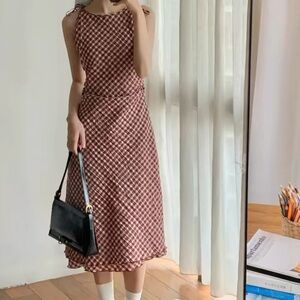 Red&white check dress